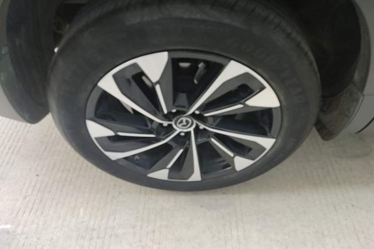 Used Mazda CX-50 2023 2.5L Smart Drive Version Right Rear Wheel Hub