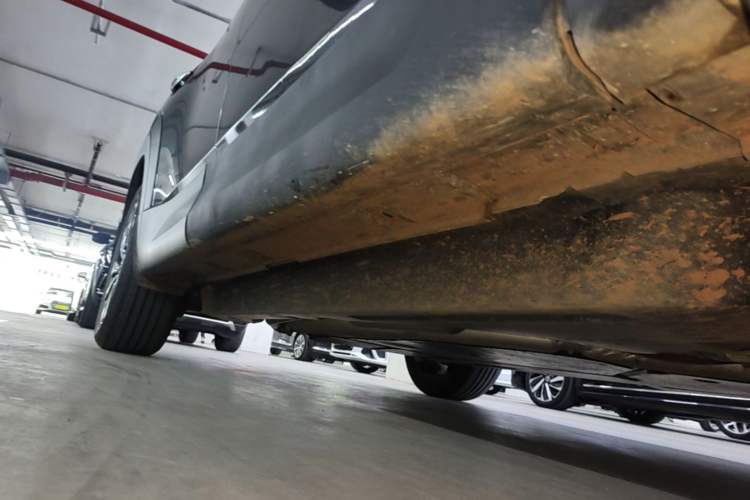 Used Mazda CX-50 2023 2.5L Smart Drive Version Right Side Sill