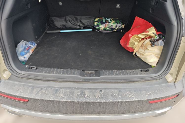 Used Mazda CX-50 2023 2.5L Luxury Edition Trunk