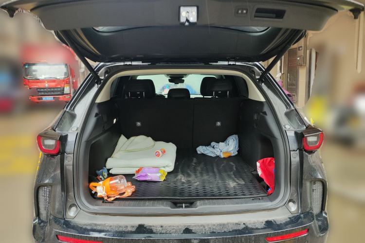 Used Mazda CX-50 2023 2.5L Smart Drive Version Trunk
