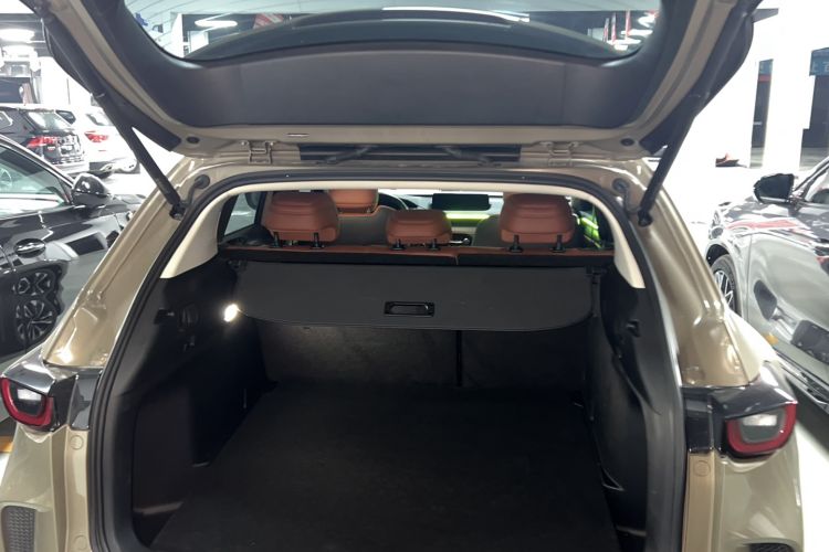 Used Mazda CX-50 2023 2.5L Luxury Edition Trunk