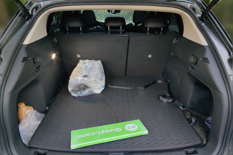 Used Mazda CX-50 2023 2.5L Smart Drive Version Trunk