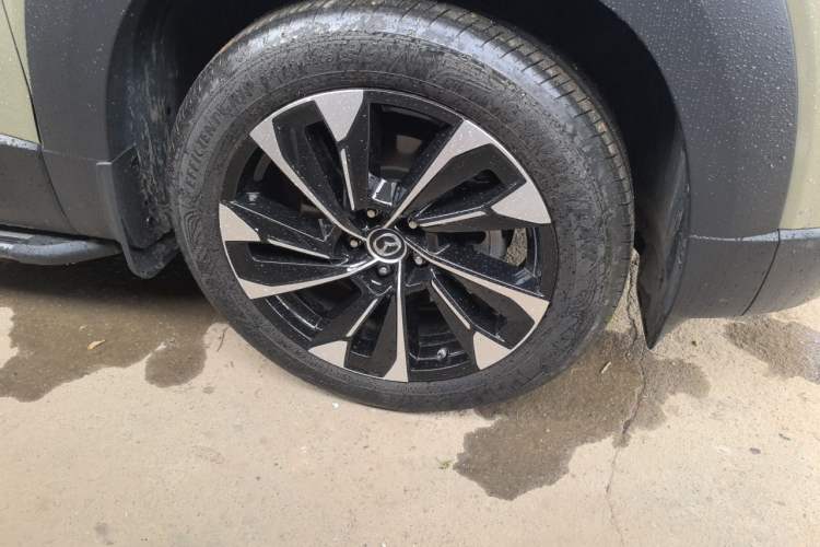 Used Mazda CX-50 2023 2.5L Smart Drive Version Right Front Wheel Hub
