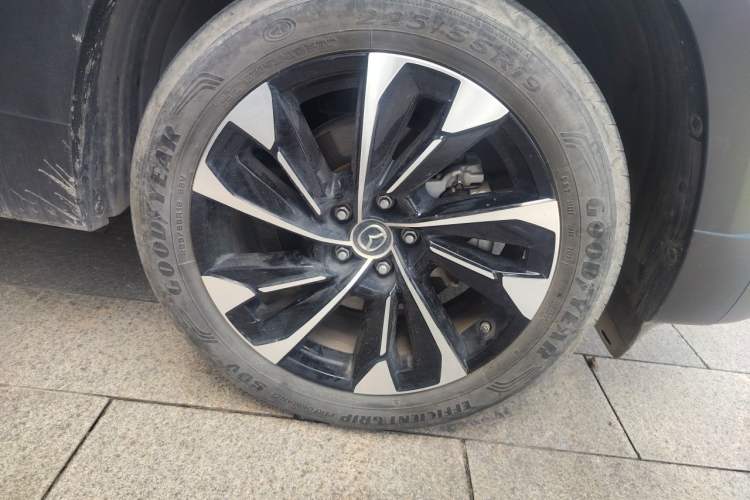 Used Mazda CX-50 2023 2.5L Smart Drive Version Right Front Wheel Hub