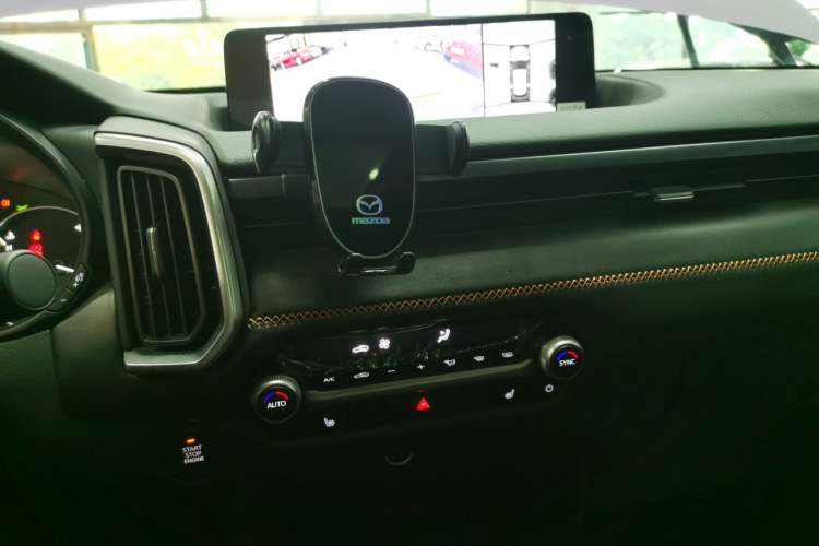 Used Mazda CX-50 2023 2.5L Smart Drive Version Audio And AC Panel