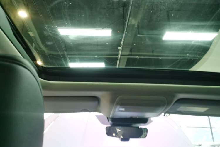 Used Mazda CX-50 2023 2.5L Smart Drive Version Headliner