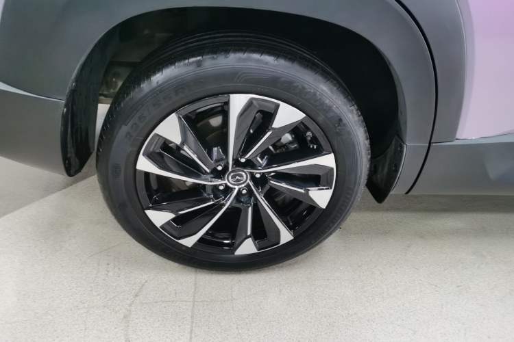 Used Mazda CX-50 2023 2.5L Smart Drive Version Right Rear Wheel Hub