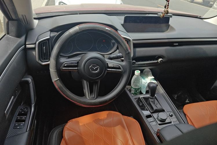 Used Mazda CX-50 2023 2.0L Leading Edition Center Console