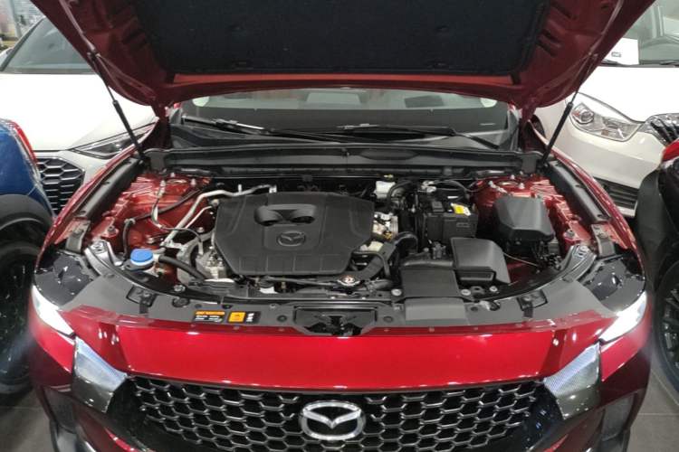 Used Mazda CX-50 2023 2.5L Luxury Edition Engine Bay