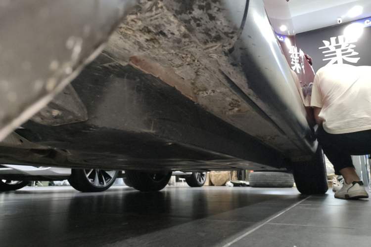 Used Mazda CX-50 2023 2.5L Luxury Edition Left Side Sill