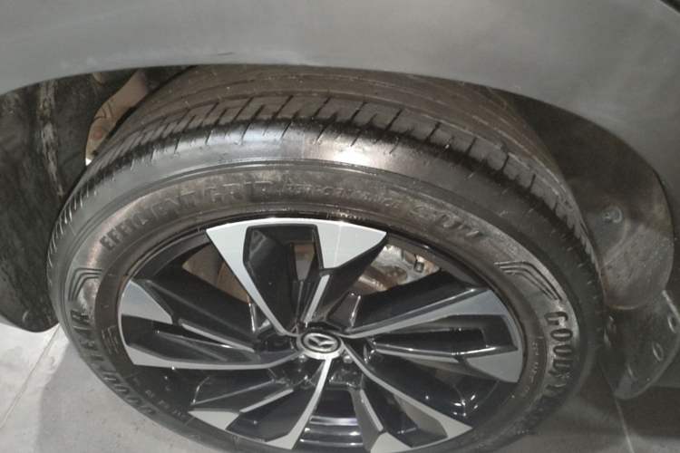 Used Mazda CX-50 2023 2.5L Luxury Edition Right Rear Wheel Hub