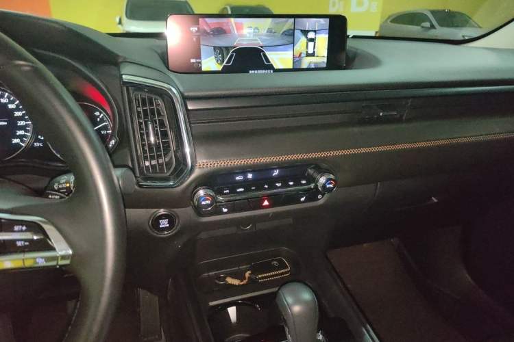 Used Mazda CX-50 2023 2.5L Luxury Edition Audio And AC Panel