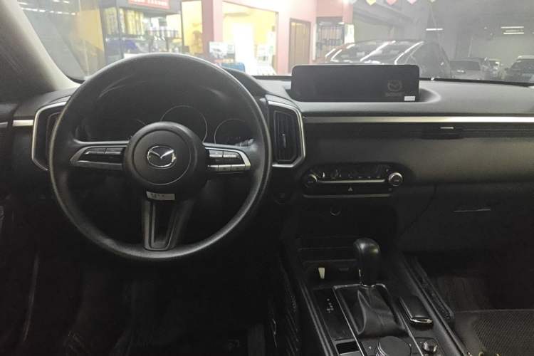 Used Mazda CX-50 2023 2.0L Leading Edition Center Console