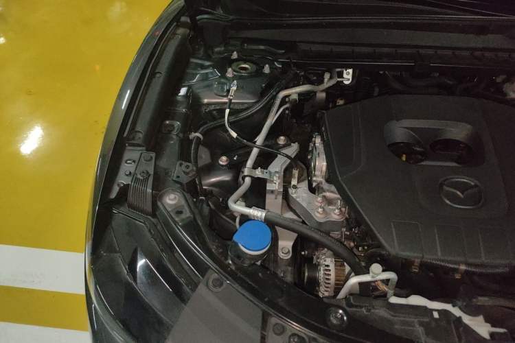 Used Mazda CX-50 2023 2.5L Luxury Edition Engine Bay Right