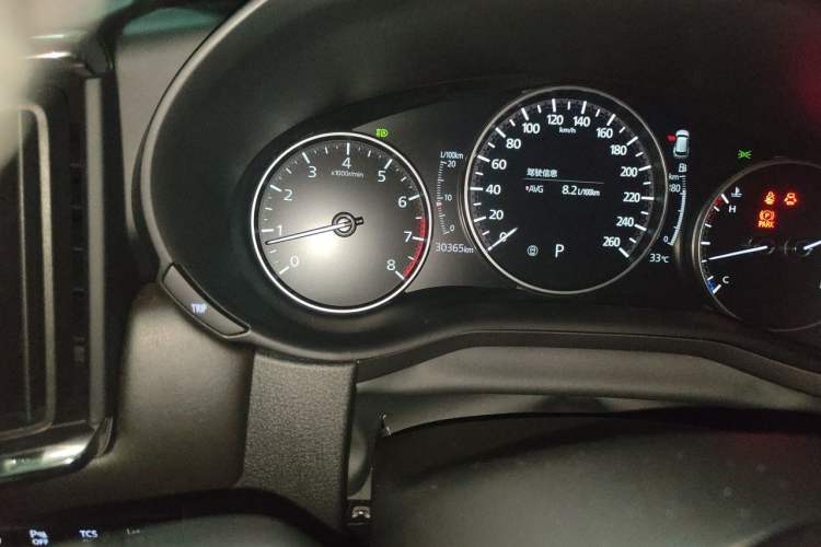 Used Mazda CX-50 2023 2.5L Luxury Edition Odometer Close Up