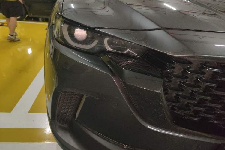 Used Mazda CX-50 2023 2.5L Luxury Edition Right Front Headlight