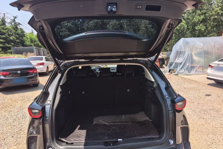 Used Mazda CX-50 2023 2.5L Smart Drive Version Trunk