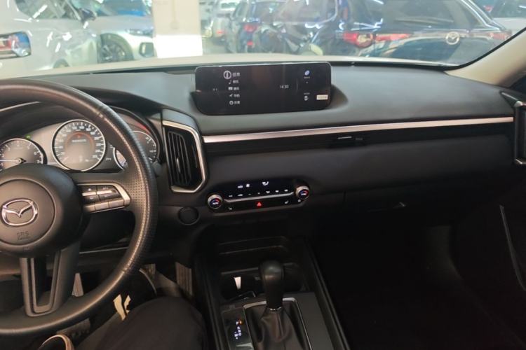 Used Mazda CX-50 2023 2.0L Leading Edition Center Console