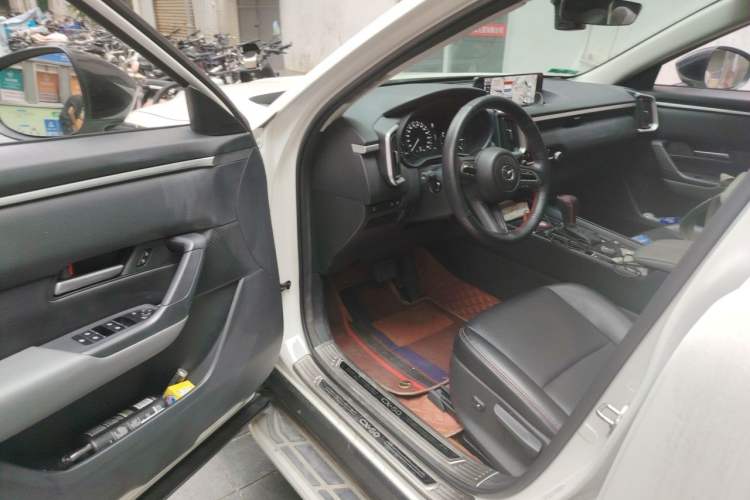 Used Mazda CX-50 2023 2.5L Comfort Edition Driver Seat