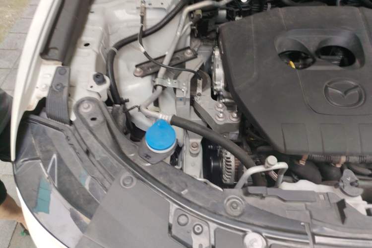 Used Mazda CX-50 2023 2.5L Comfort Edition Engine Bay Right