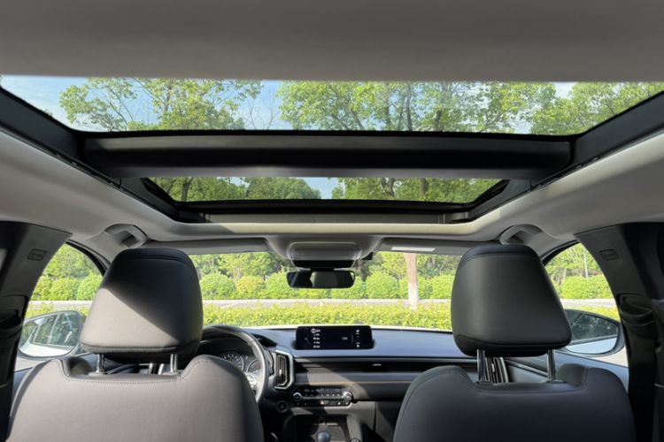 Used Mazda CX-50 2023 2.5L Luxury Edition Headliner