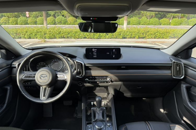 Used Mazda CX-50 2023 2.5L Luxury Edition Interior 3