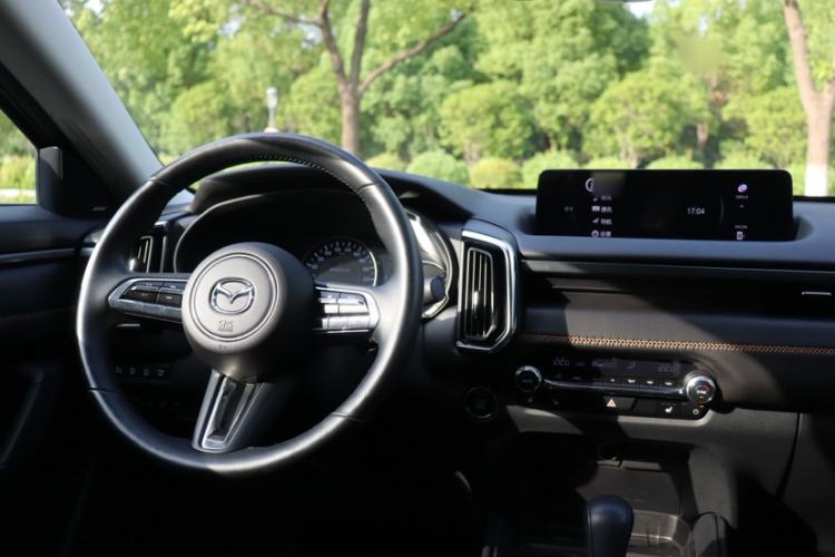 Used Mazda CX-50 2023 2.5L Luxury Edition Interior 4