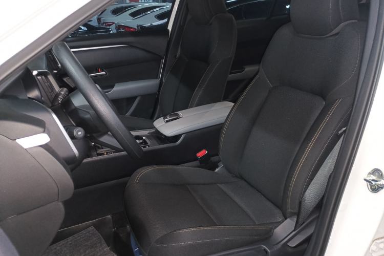 Used Mazda CX-50 2023 2.5L Comfort Edition Left Front Seat