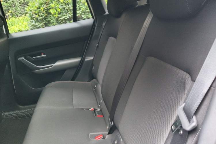 Used Mazda CX-50 2023 2.5L Comfort Edition Left Rear Seat