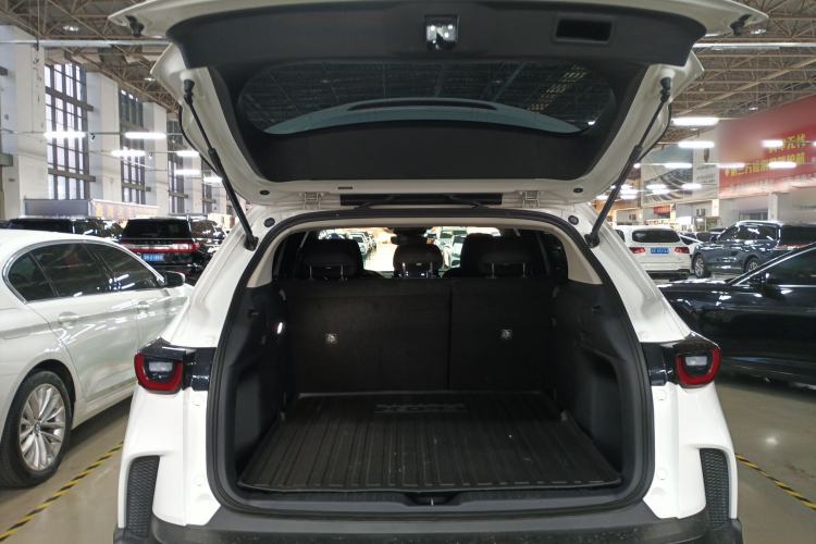 Used Mazda CX-50 2023 2.5L Comfort Edition Trunk