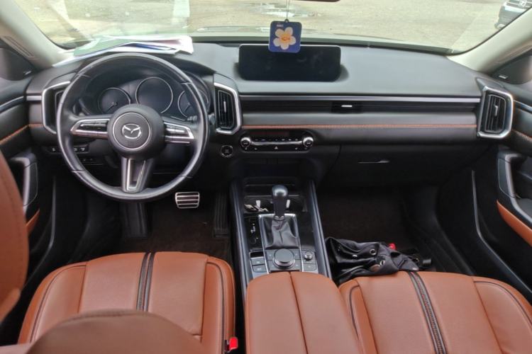 Used Mazda CX-50 2023 2.5L Luxury Edition Center Console