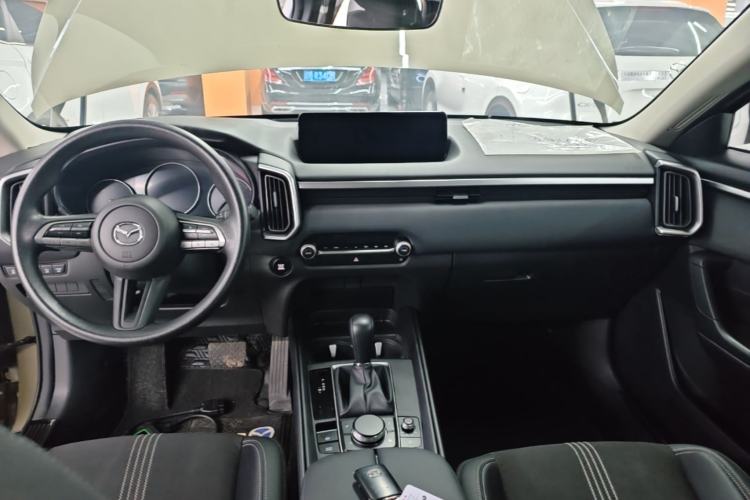 Used Mazda CX-50 2023 2.0L Leading Edition Center Console
