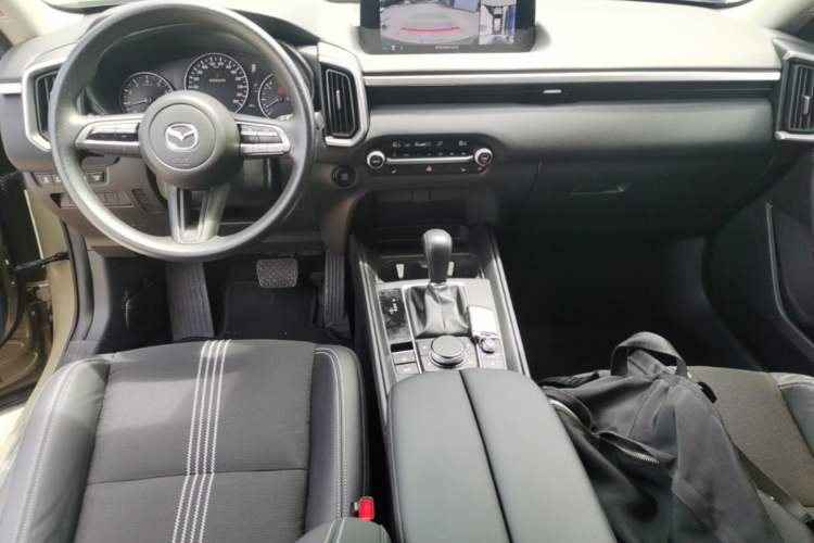 Used Mazda CX-50 2023 2.0L Leading Edition Center Console
