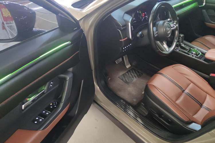 Used Mazda CX-50 2023 2.5L Luxury Edition Driver Seat