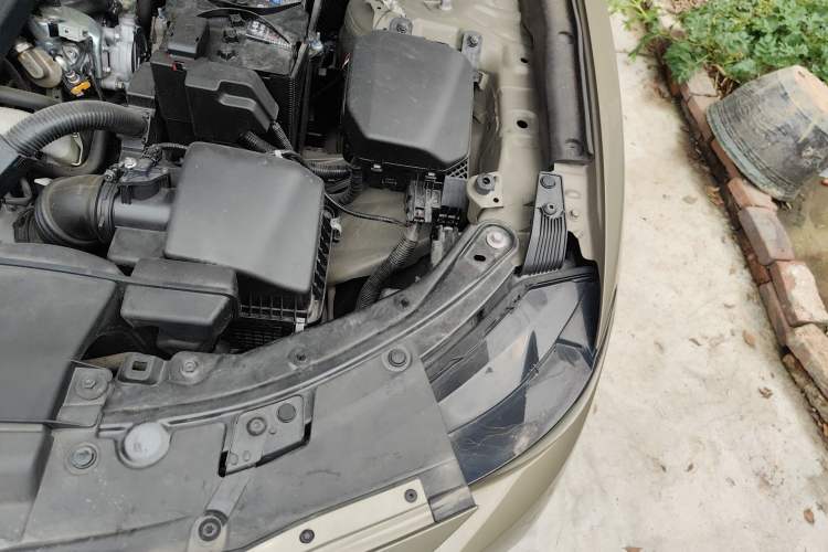 Used Mazda CX-50 2023 2.5L Smart Drive Version Engine Bay Left