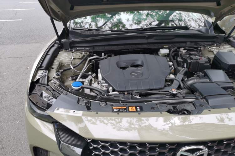 Used Mazda CX-50 2023 2.5L Smart Drive Version Engine Bay Right