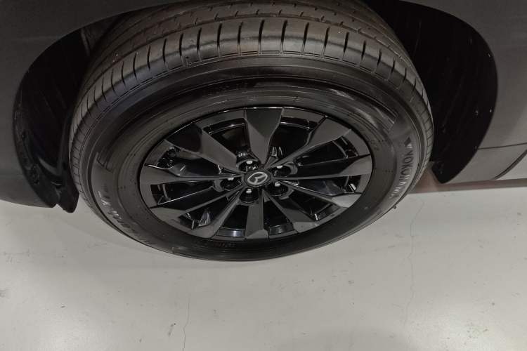 Used Mazda CX-50 2023 2.0L Leading Edition Exterior 4