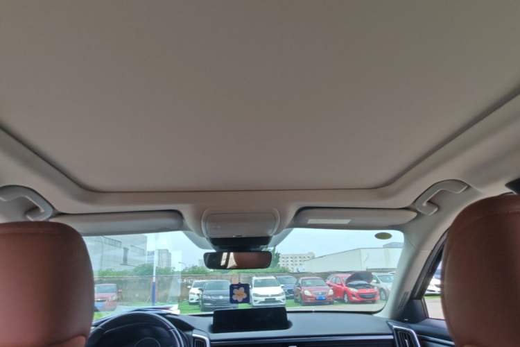 Used Mazda CX-50 2023 2.5L Luxury Edition Headliner