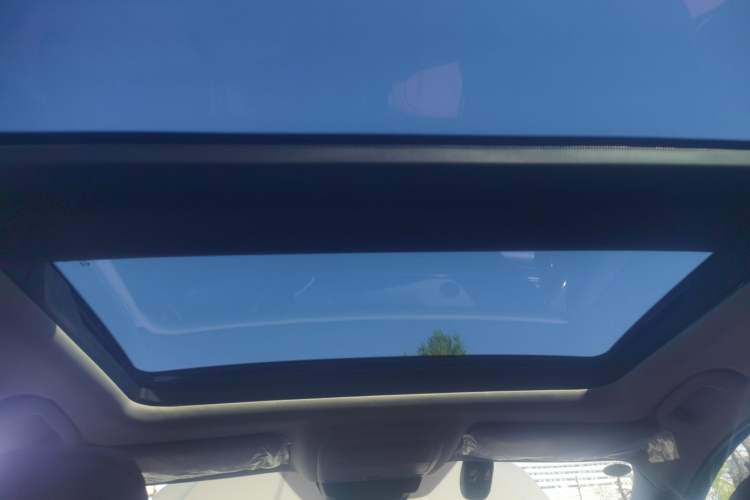 Used Mazda CX-50 2023 2.5L Luxury Edition Headliner