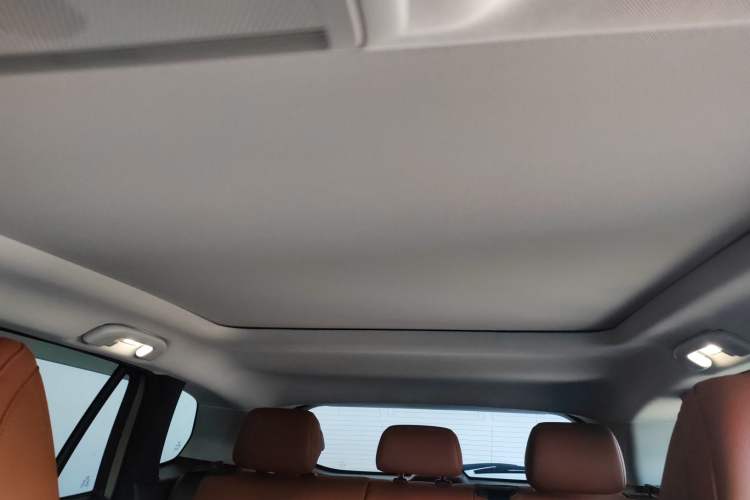 Used Mazda CX-50 2023 2.5L Luxury Edition Headliner