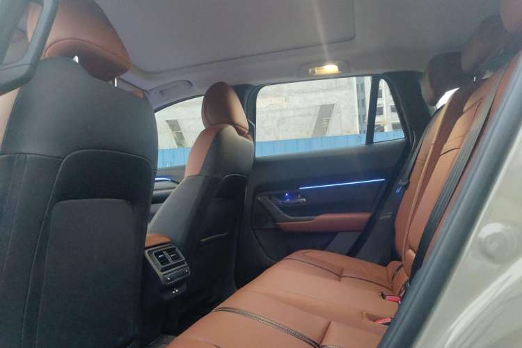 Used Mazda CX-50 2023 2.5L Luxury Edition Interior 5