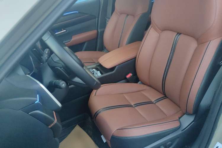 Used Mazda CX-50 2023 2.5L Luxury Edition Left Front Seat