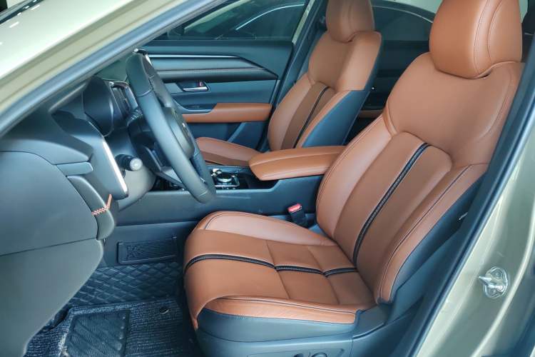 Used Mazda CX-50 2023 2.5L Luxury Edition Left Front Seat