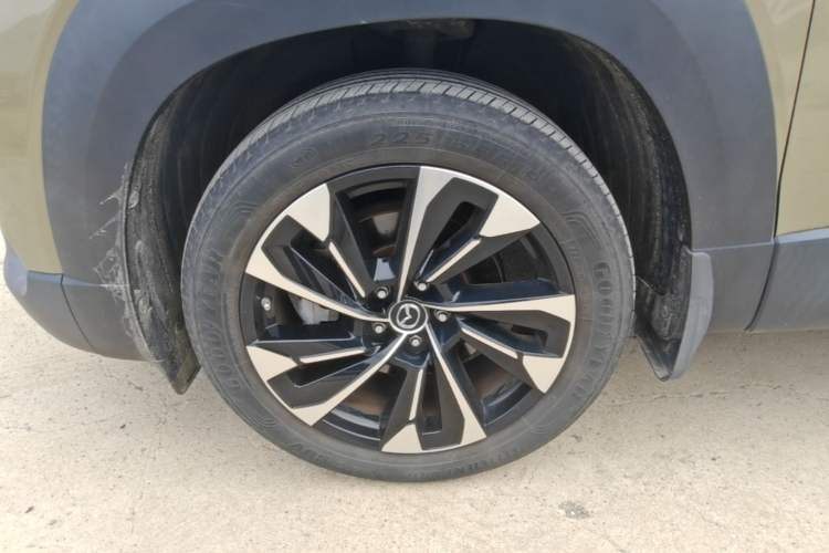 Used Mazda CX-50 2023 2.5L Luxury Edition Left Front Wheel Hub