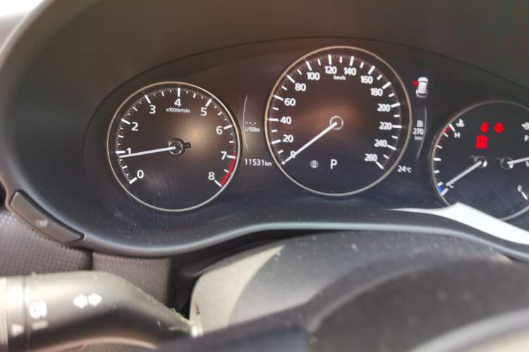 Used Mazda CX-50 2023 2.0L Leading Edition Odometer Close Up