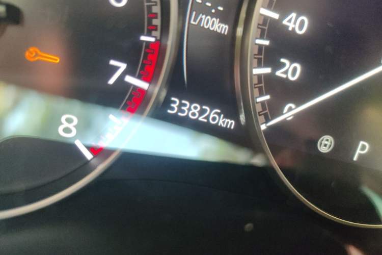 Used Mazda CX-50 2023 2.5L Luxury Edition Odometer Close Up