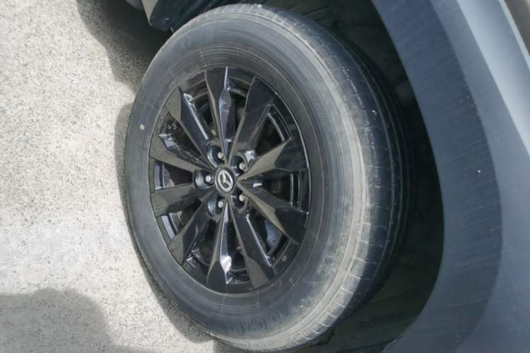 Used Mazda CX-50 2023 2.0L Leading Edition Right Front Wheel Hub