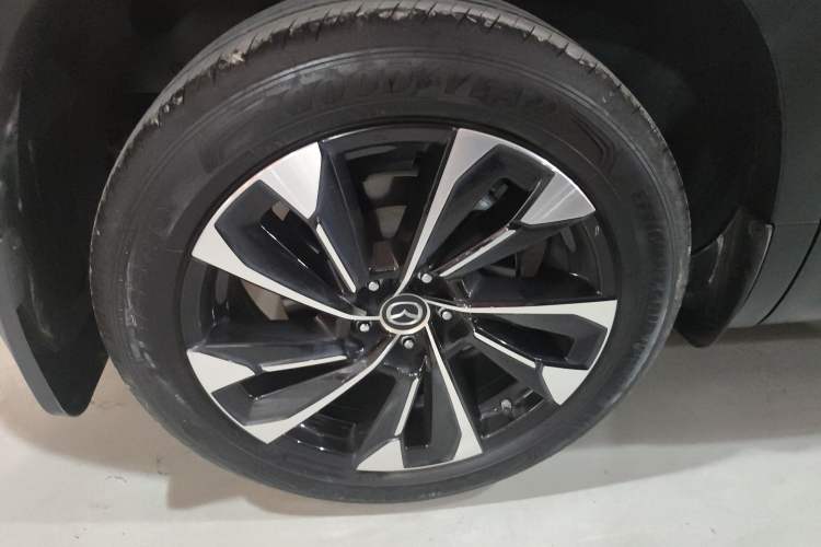 Used Mazda CX-50 2023 2.5L Luxury Edition Right Rear Wheel Hub