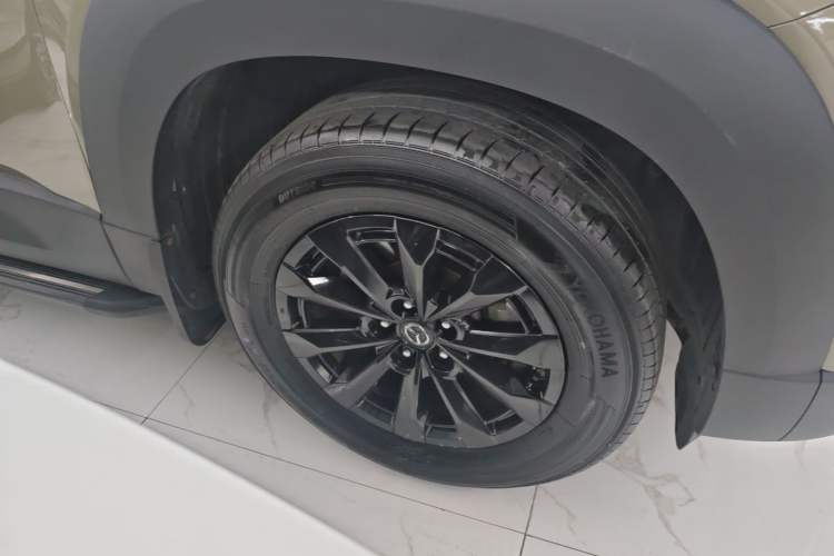 Used Mazda CX-50 2023 2.0L Leading Edition Right Rear Wheel Hub