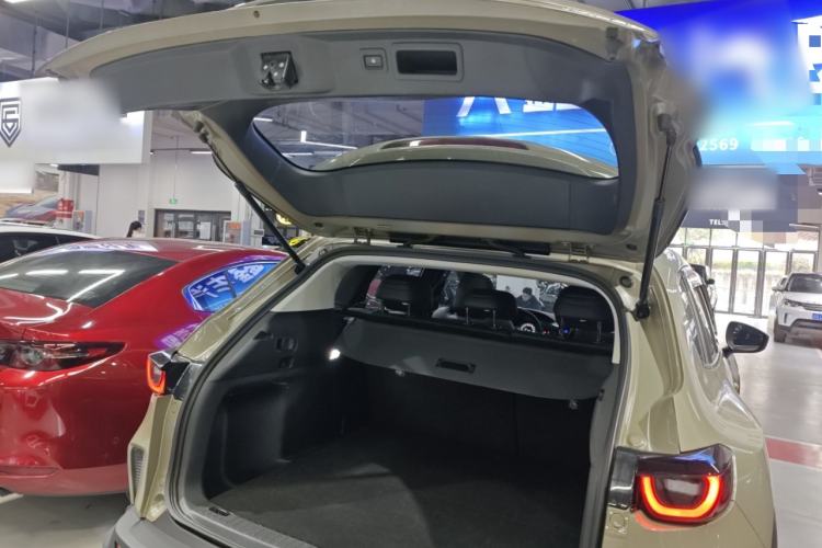 Used Mazda CX-50 2023 2.0L Leading Edition Trunk